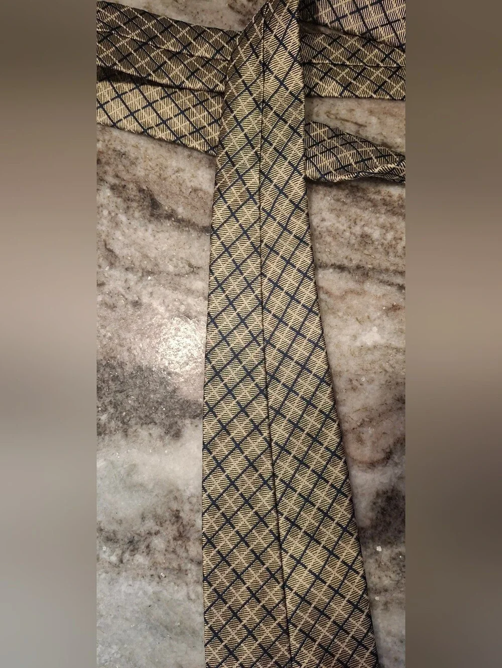 Brooks Brothers Navy and Gold Plaid Check Silk Tie